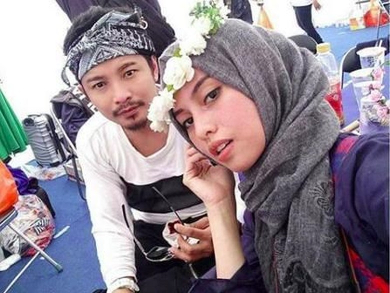 Anak dan Ibu Lebaran dengan Zul 