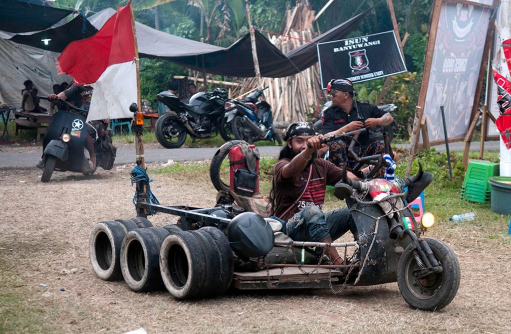 Vespa Gembel Ikutan Mudik