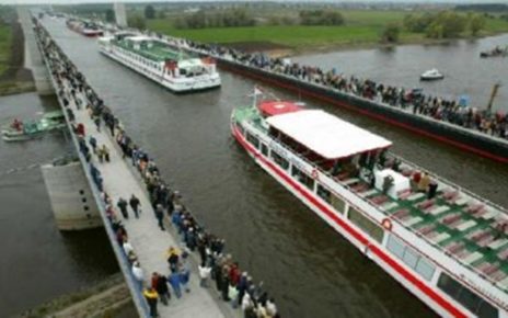 MAGDEBURG, ADA SUNGAI DI ATAS SUNGAI