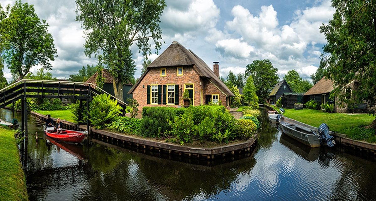 Keindahan Giethoorn, Desa Terapung di Belanda