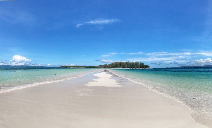 Indahnya Pulau Dodola Maluku Utara