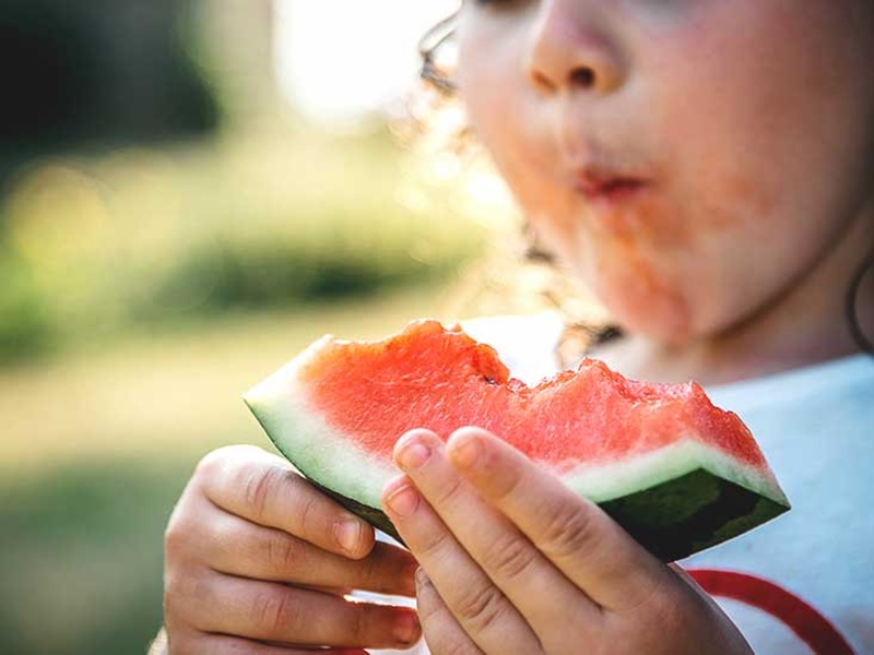 Terlalu Banyak Makan Buah Juga Bahaya