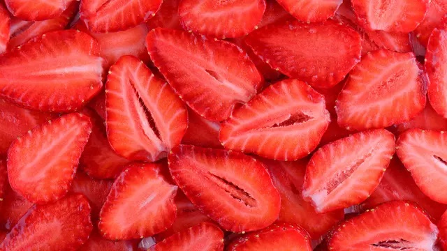 Manfaat Strawberry untuk Kesehatan dan Kecantikan