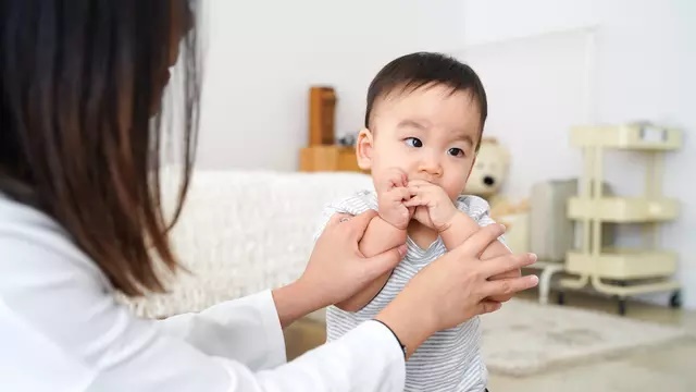 Menghisap Jempol Pada Anak, Dan Efek Buruknya