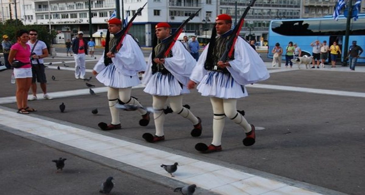 Negara Yang Melazimkan Pria Memakai Rok