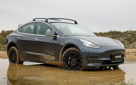 Mobil Listrik Tesla Jadi Off Road