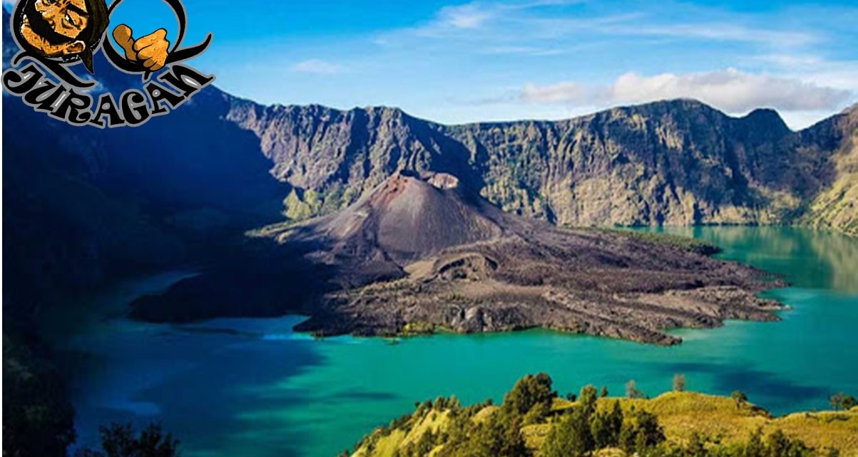 5 Potret Gunung Tumpeng, Wisata Terbaru Sukabumi yang Mulai Nge-Hits!