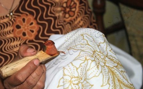 Perbedaan Kain Batik Asli Dengan Tiruannya Menurut Pakar