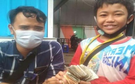 Kisah Anak Jadi Tukang Parkir