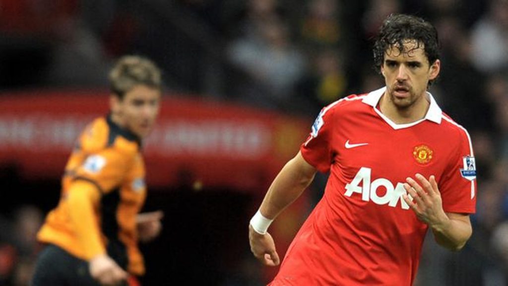 4 Pemain yang Pernah Membelot dari Manchester United ke Manchester City