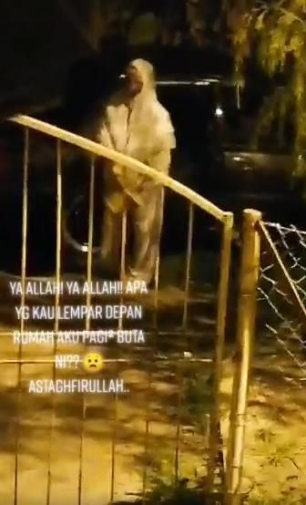 Terbangun Jam 2 Pagi Akibat Anjing Menyalak