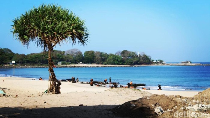 Viral Keindahan Pantai Santolo yang Hits