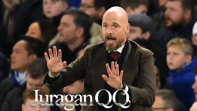 Erik ten Hag Lanjutkan Perombakan Besar-besaran 