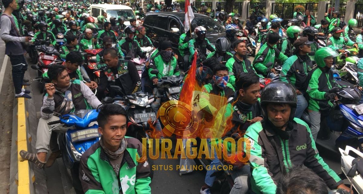 Demo Besar-Besaran Pengemudi Ojol: Tuntut Keadilan Tarif dan Perlindungan Hukum